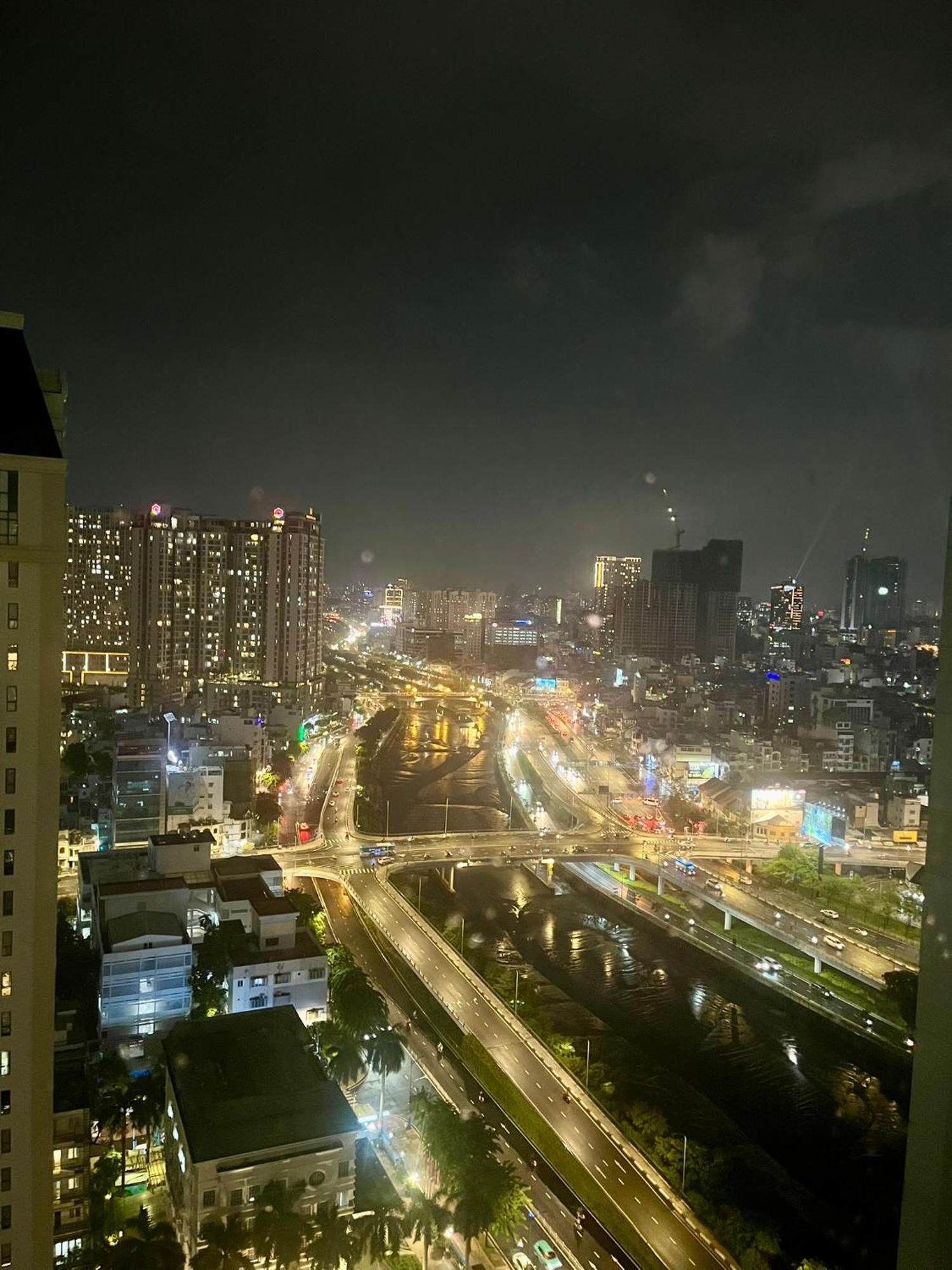 Tropical House - New At Tresor Apartment