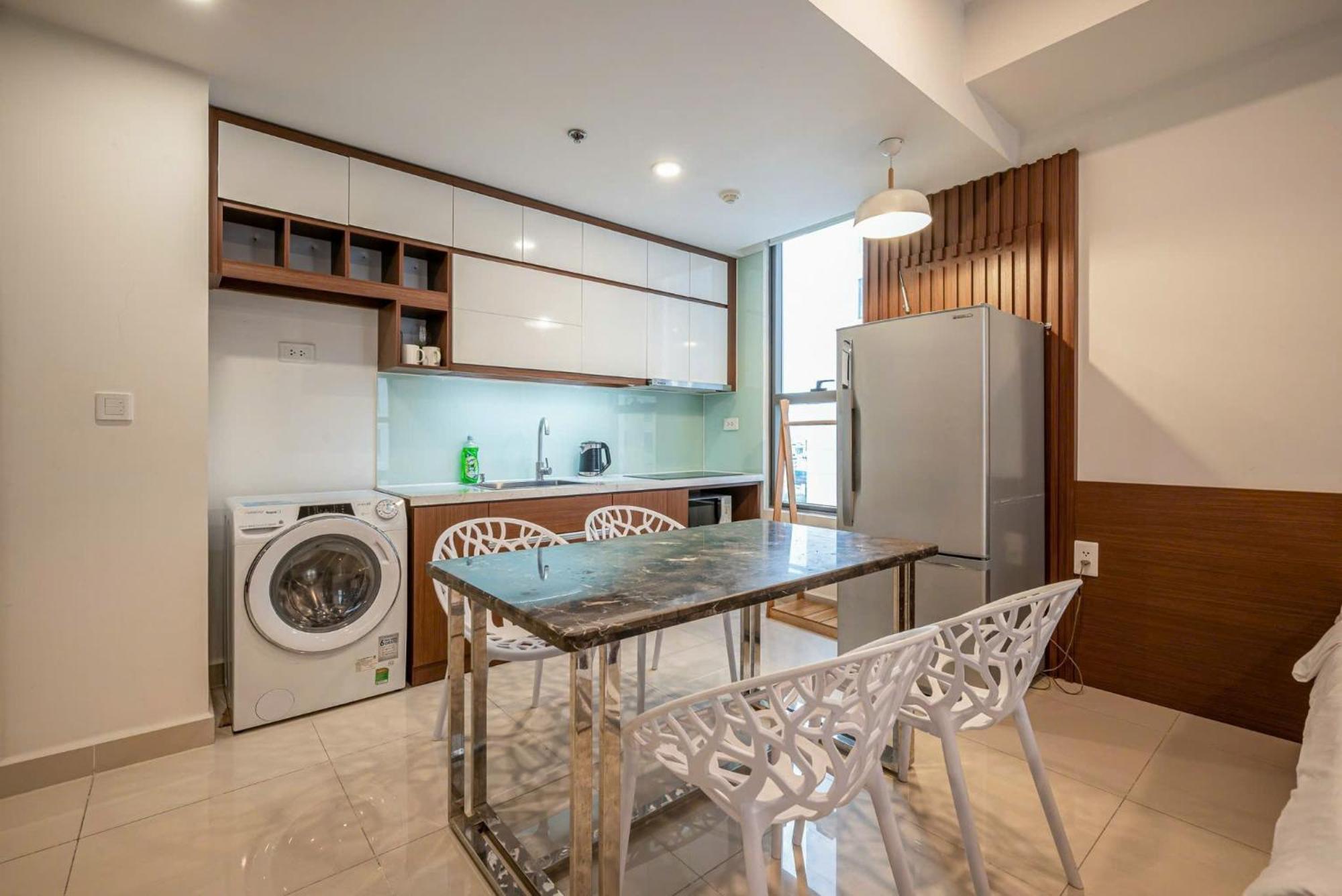 Tropical House - New At Tresor Apartment *